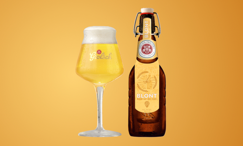 Grolsch Blont glas en beugelfles naast elkaar